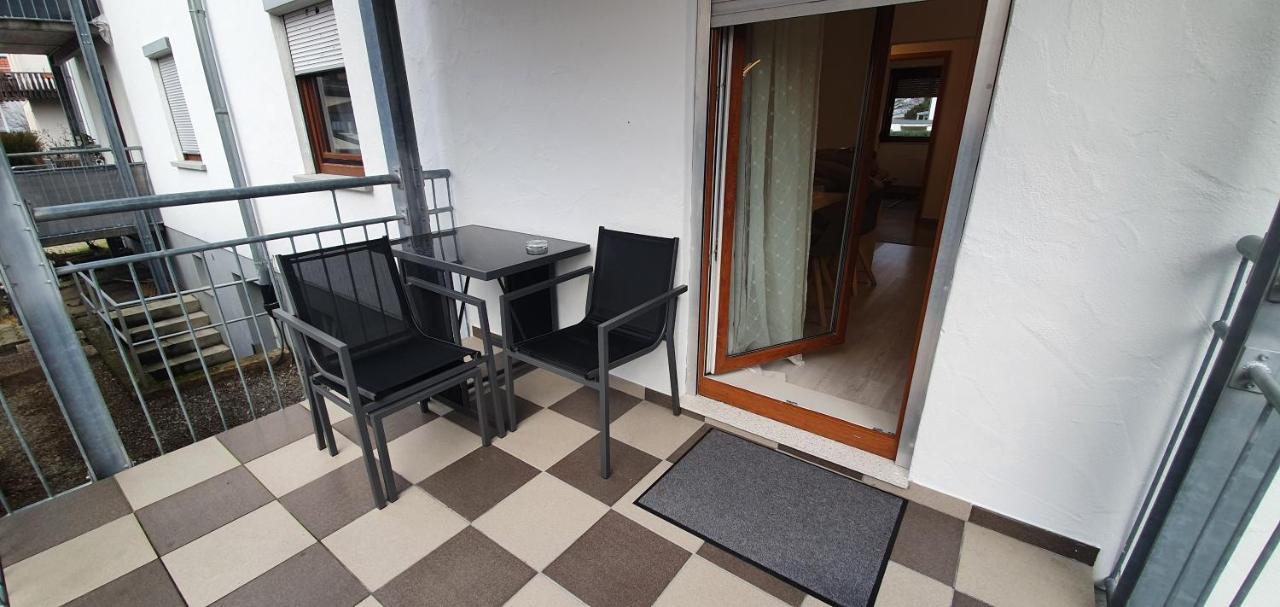 Outletcity Ferienwohnung - Apartment 4 Metzingen  Exterior foto